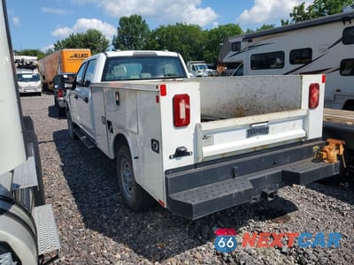 Drugie zdjęcie samochodu z przodu: 2022 FORD F350 SUPER DUTY VIN:1FD8W3B65NEG06727 - miniatura