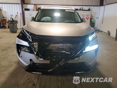 Piąte zdjęcie samochodu w środku: 2025 NISSAN ROGUE PLATINUM VIN:JN8BT3DD3SW471904 - miniatura