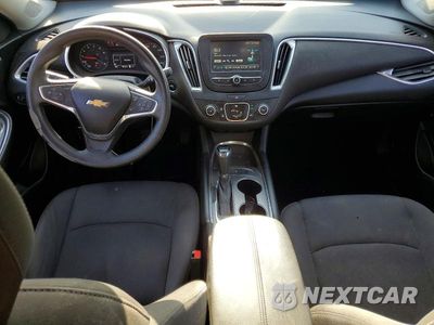 Zdjęcie 8 z 12 samochodu: 2018 CHEVROLET MALIBU LT VIN:1G1ZD5STXJF131752 - miniatura