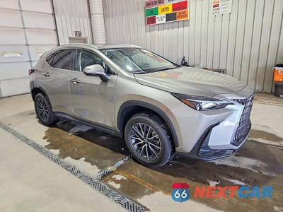 Czwarte zdjęcie samochodu z boku: 2026 LEXUS NX 350H PREMIUM VIN:2T2GKCEZ0TC073442 - miniatura