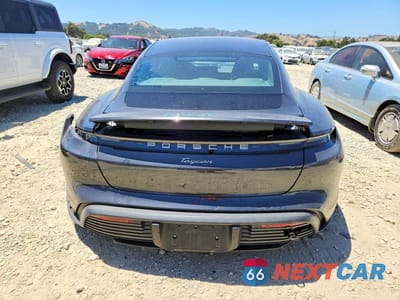 Zdjęcie 6 z 12 samochodu: 2021 PORSCHE TAYCAN VIN:WP0AA2Y10MSA17971 - miniatura