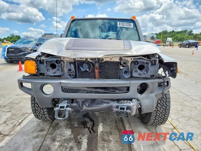 Piąte zdjęcie samochodu w środku: 2006 HUMMER H3 VIN:5GTDN136368105613 - miniatura
