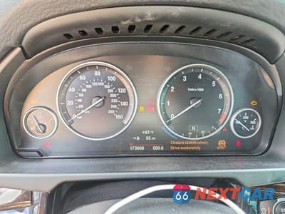 Zdjęcie 9 z 13 samochodu: 2017 BMW X5 SDRIVE35I VIN:5UXKR2C31H0U24295 - miniatura