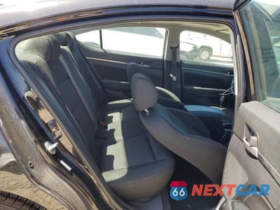 Zdjęcie 10 z 12 samochodu: 2018 HYUNDAI ELANTRA VALUE EDITION VIN:KMHD84LF3JU586197 - miniatura