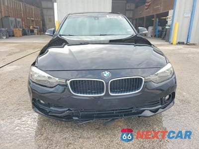 Piąte zdjęcie samochodu w środku: 2017 BMW 320 I VIN:WBA8E1G58HNU13050 - miniatura