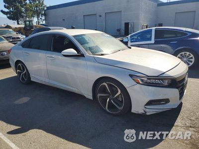 Czwarte zdjęcie samochodu z boku: 2019 HONDA ACCORD SPORT VIN:1HGCV1F3XKA124605 - miniatura