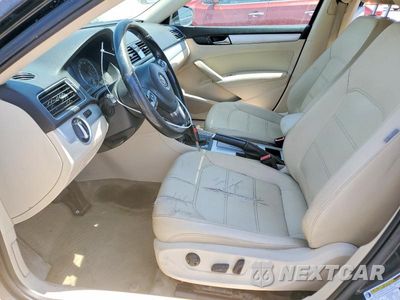Zdjęcie 7 z 13 samochodu: 2012 VOLKSWAGEN PASSAT SE VIN:1VWBP7A34CC052737 - miniatura