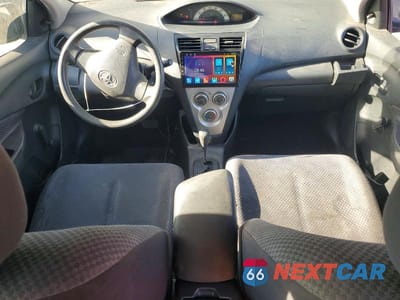 Zdjęcie 8 z 12 samochodu: 2007 TOYOTA YARIS BASE VIN:JTDBT923671035044 - miniatura