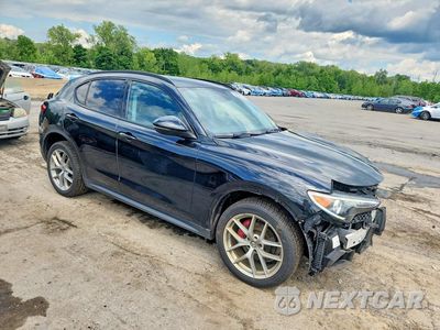 Czwarte zdjęcie samochodu z boku: 2018 ALFA ROMEO STELVIO SPORT VIN:ZASFAKPN2J7B93031 - miniatura