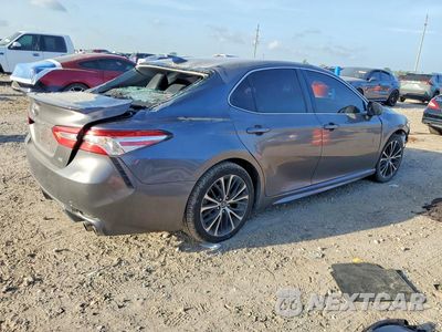 Trzecie zdjęcie samochodu z tyłu: 2020 TOYOTA CAMRY SE VIN:4T1G11AKXLU304317 - miniatura
