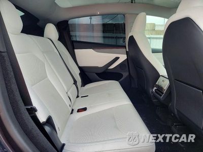 Zdjęcie 11 z 13 samochodu: 2026 TESLA MODEL Y VIN:7SAYGDED2TA475124 - miniatura