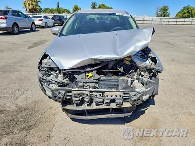 Piąte zdjęcie samochodu w środku: 2017 FORD FOCUS SE VIN:1FADP3F28HL341086 - miniatura