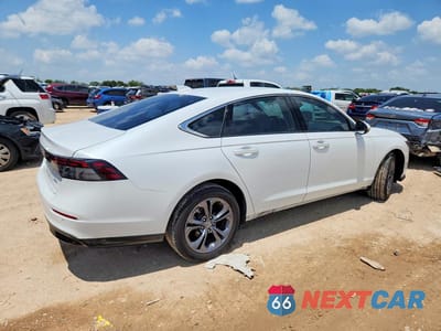 Trzecie zdjęcie samochodu z tyłu: 2025 HONDA ACCORD HYBRID EXL VIN:1HGCY2F69SA054926 - miniatura