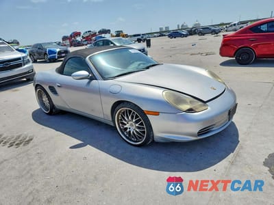 Czwarte zdjęcie samochodu z boku: 2003 PORSCHE BOXSTER VIN:WP0CA29813U622456 - miniatura