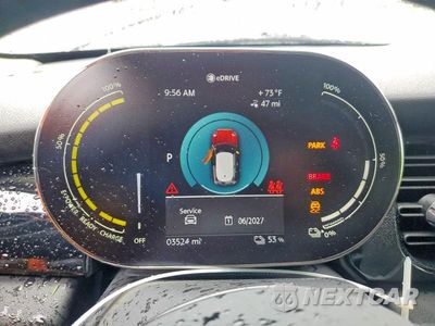Zdjęcie 9 z 14 samochodu: 2024 MINI COOPER SE VIN:WMW13DJ0XR2U74165 - miniatura