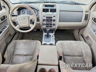 Zdjęcie 8 z 14 samochodu: 2010 FORD ESCAPE XLT VIN:1FMCU0D78AKC46398 - miniatura