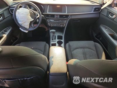 Zdjęcie 8 z 13 samochodu: 2018 KIA OPTIMA LX VIN:5XXGT4L37JG217306 - miniatura