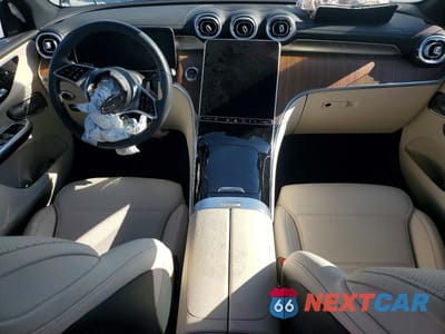 Zdjęcie 8 z 13 samochodu: 2023 MERCEDES-BENZ GLC 300 4MATIC VIN:W1NKM4HB2PF026643 - miniatura