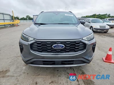 Piąte zdjęcie samochodu w środku: 2025 FORD ESCAPE ST LINE VIN:1FMCU0MZ3SUA55320 - miniatura