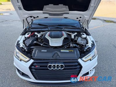 Zdjęcie 7 z 14 samochodu: 2019 AUDI S4 PRESTIGE VIN:WAUC4AF41KA053138 - miniatura