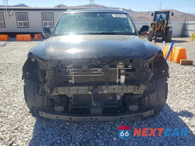 Piąte zdjęcie samochodu w środku: 2019 INFINITI QX80 VIN:JN8AZ2NE6K9236603 - miniatura