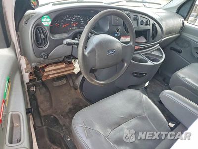Zdjęcie 8 z 13 samochodu: 2006 FORD E450 BOX TRUCK VIN:1FDXE45SX6HA86621 - miniatura
