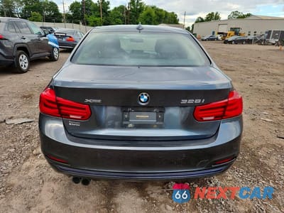Zdjęcie 6 z 12 samochodu: 2016 BMW 328 XI SULEV VIN:WBA8E3G54GNU01908 - miniatura
