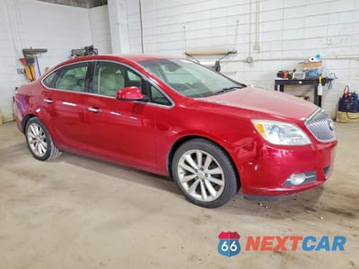 Czwarte zdjęcie samochodu z boku: 2013 BUICK VERANO VIN:1G4PS5SK5D4226033 - miniatura
