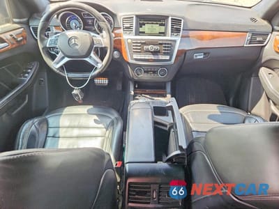 Zdjęcie 8 z 13 samochodu: 2015 MERCEDES-BENZ ML 63 AMG VIN:4JGDA7EB6FA567555 - miniatura
