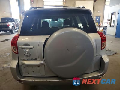 Zdjęcie 6 z 13 samochodu: 2007 TOYOTA RAV4 SPORT VIN:JTMBD32V875117166 - miniatura