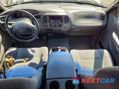 Zdjęcie 8 z 12 samochodu: 2001 FORD F150 VIN:1FTRX08L91KA08248 - miniatura