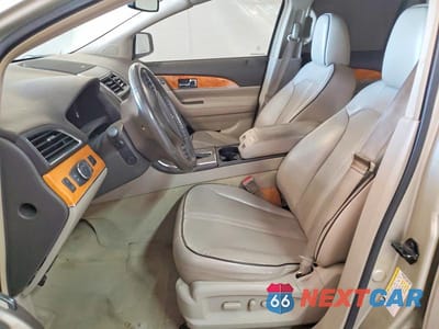 Zdjęcie 7 z 12 samochodu: 2011 LINCOLN MKX VIN:2LMDJ6JKXBBJ11366 - miniatura