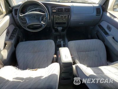 Zdjęcie 8 z 13 samochodu: 1998 TOYOTA 4RUNNER SR5 VIN:JT3GN86R0W0070132 - miniatura