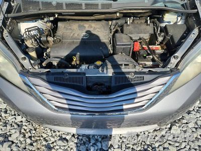 Zdjęcie 12 z 13 samochodu: 2015 TOYOTA SIENNA XLE PREMIUM 8-PASSENGER VIN:5TDYK3DC4FS534658 - miniatura