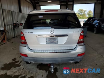 Zdjęcie 6 z 13 samochodu: 2009 MERCEDES-BENZ GL 550 4MATIC VIN:4JGBF86E19A500177 - miniatura