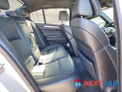 Zdjęcie 10 z 12 samochodu: 2011 BMW 528 I VIN:WBAFR1C50BC742880 - miniatura