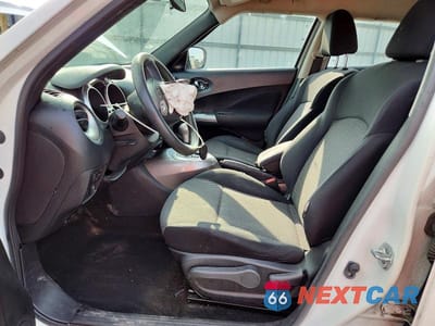 Zdjęcie 7 z 12 samochodu: 2015 NISSAN JUKE S VIN:JN8AF5MV2FT564735 - miniatura