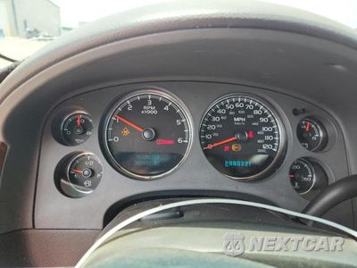 Zdjęcie 9 z 13 samochodu: 2008 GMC YUKON XL C1500 VIN:1GKFC16058R157310 - miniatura