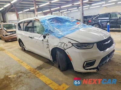Czwarte zdjęcie samochodu z boku: 2025 CHRYSLER PACIFICA HYBRID SELECT VIN:2C4RC1S78SR565524 - miniatura