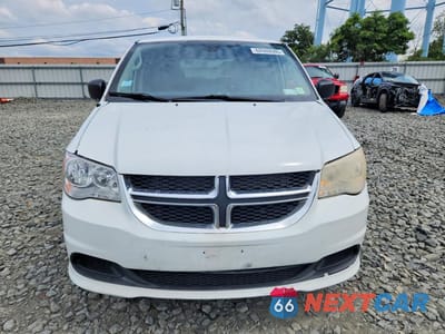 Piąte zdjęcie samochodu w środku: 2019 DODGE GRAND CARAVAN SE VIN:2C4RDGBG2KR777318 - miniatura