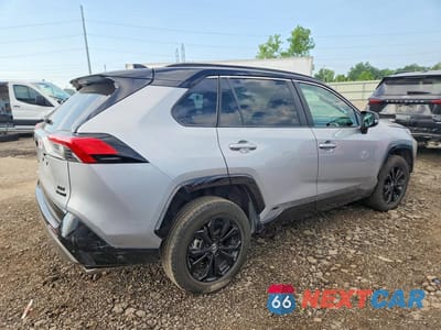 Trzecie zdjęcie samochodu z tyłu: 2024 TOYOTA RAV 4 VIN:2T3E6RFV1RW079053 - miniatura