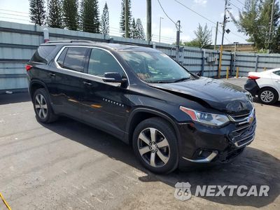 Czwarte zdjęcie samochodu z boku: 2019 CHEVROLET TRAVERSE LT VIN:1GNERHKW6KJ111698 - miniatura