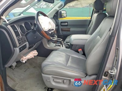Zdjęcie 7 z 13 samochodu: 2010 TOYOTA SEQUOIA PLATINUM VIN:5TDDW5G16AS032249 - miniatura