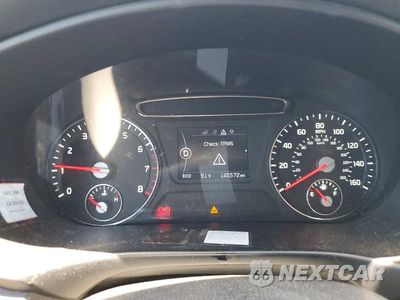 Zdjęcie 9 z 12 samochodu: 2016 KIA SORENTO LX VIN:5XYPG4A36GG140777 - miniatura