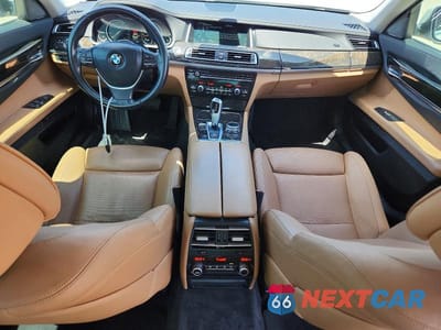 Zdjęcie 8 z 12 samochodu: 2014 BMW 740 LI VIN:WBAYE4C5XED138421 - miniatura