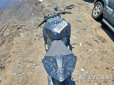 Zdjęcie 6 z 8 samochodu: 2025 DUCATI PANIGALE V4 VIN:ZDMDAG6WXSB000909 - miniatura