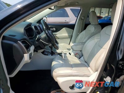 Zdjęcie 7 z 13 samochodu: 2019 JEEP CHEROKEE LIMITED VIN:1C4PJMDN5KD158208 - miniatura