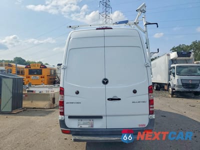 Zdjęcie 6 z 13 samochodu: 2014 MERCEDES-BENZ SPRINTER 2500 DELIVERY VAN VIN:WD3PE8DC3E5836036 - miniatura