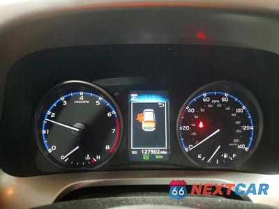 Zdjęcie 9 z 12 samochodu: 2017 TOYOTA RAV4 XLE VIN:JTMRFREV5HJ170858 - miniatura
