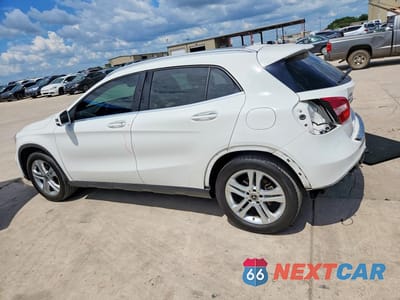 Drugie zdjęcie samochodu z przodu: 2020 MERCEDES-BENZ GLA 250 4MATIC VIN:WDCTG4GB9LU022237 - miniatura